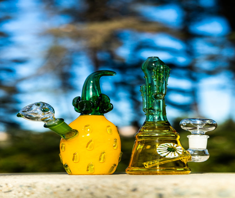 Experience ultimate smoking satisfaction with amazing accessories