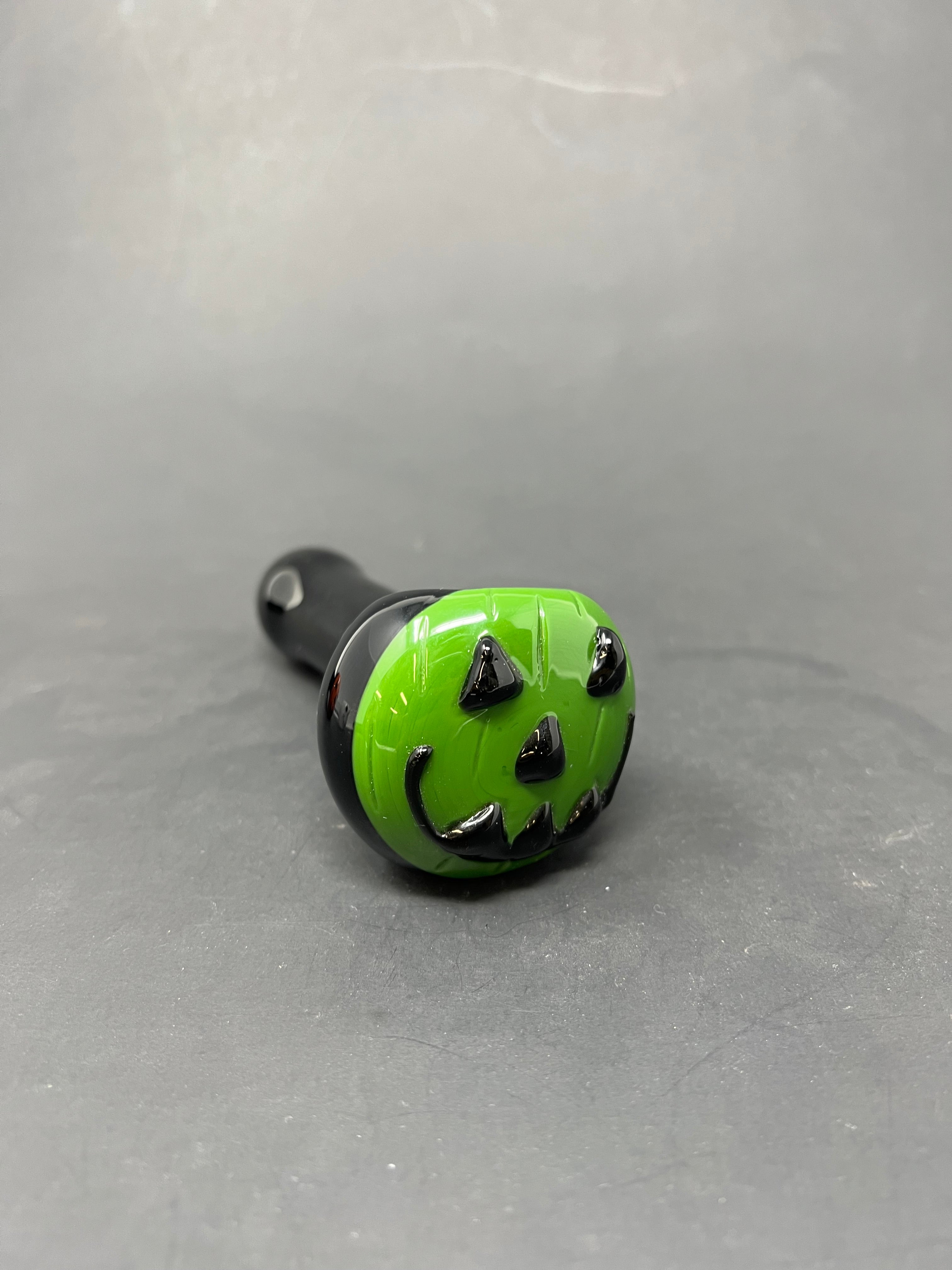 5" Green Pumpkin Glass Pipe