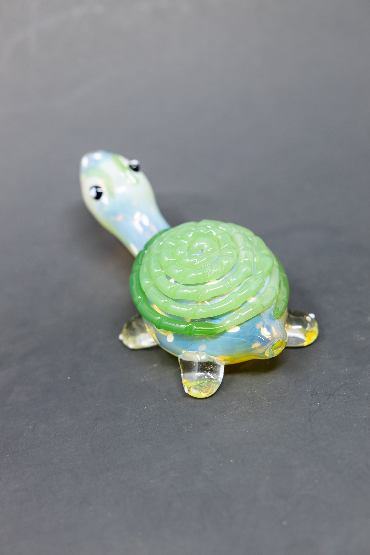 5.5" Big Turtle Hand Pipe(Milky Green)