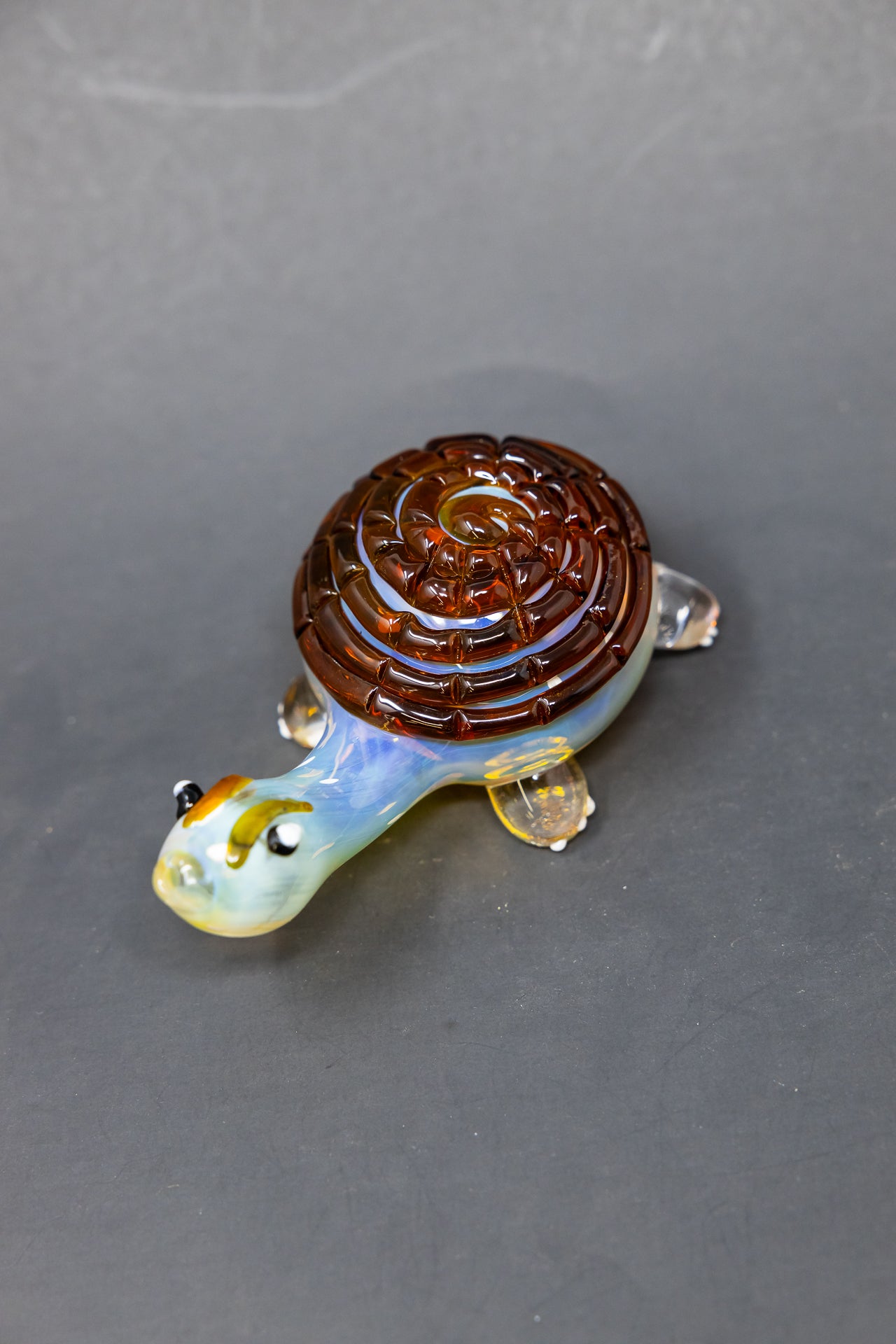 5.5" Big Turtle Hand Pipe (Amber)
