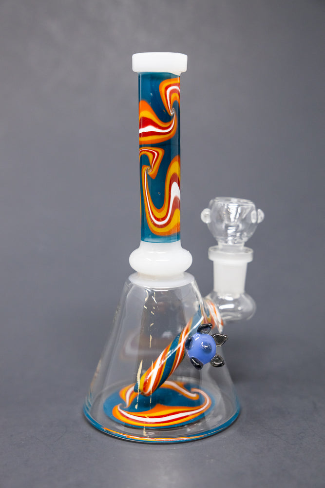 8" White Flower Bong
