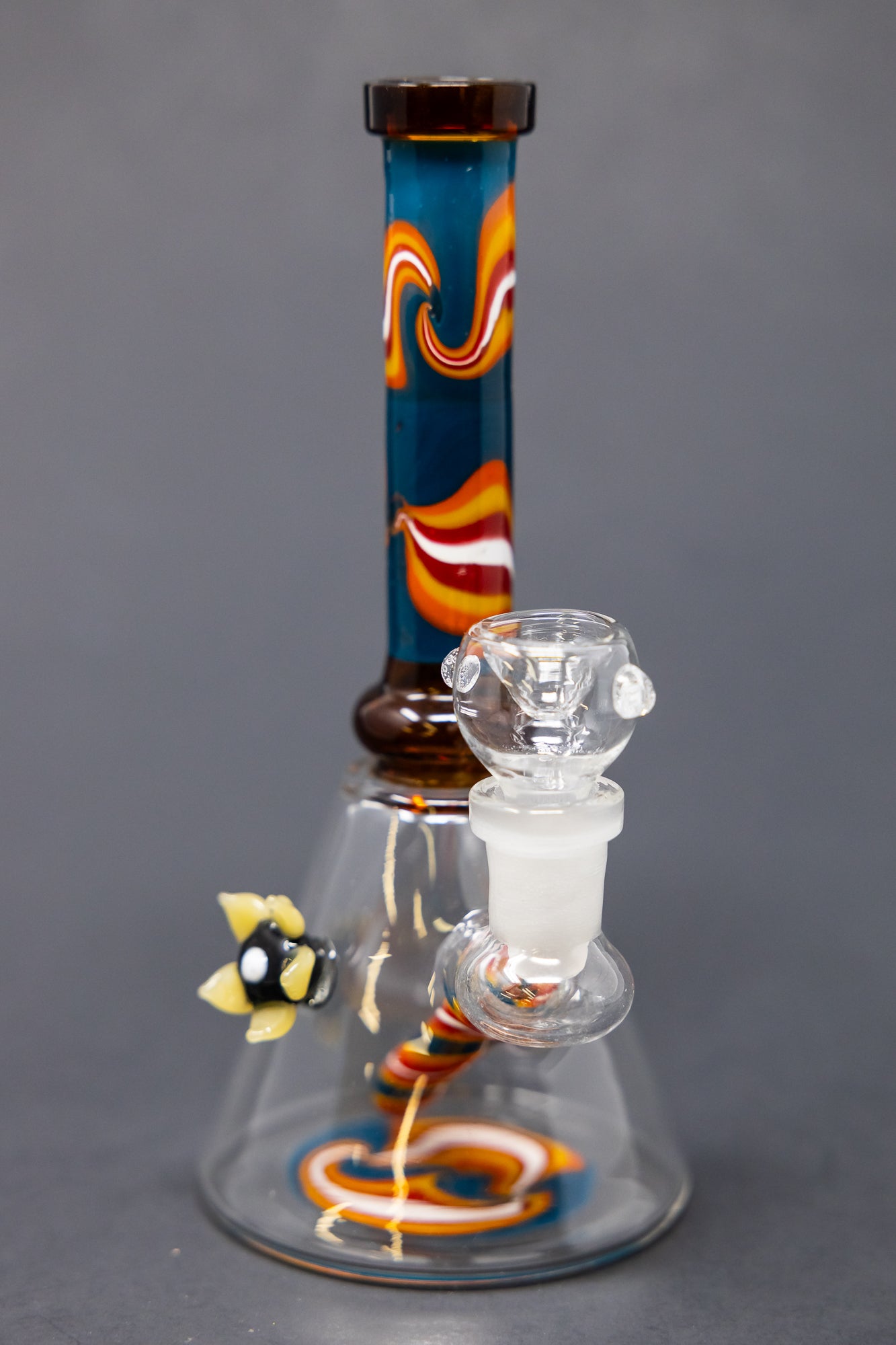 8" Amber Flower Bong