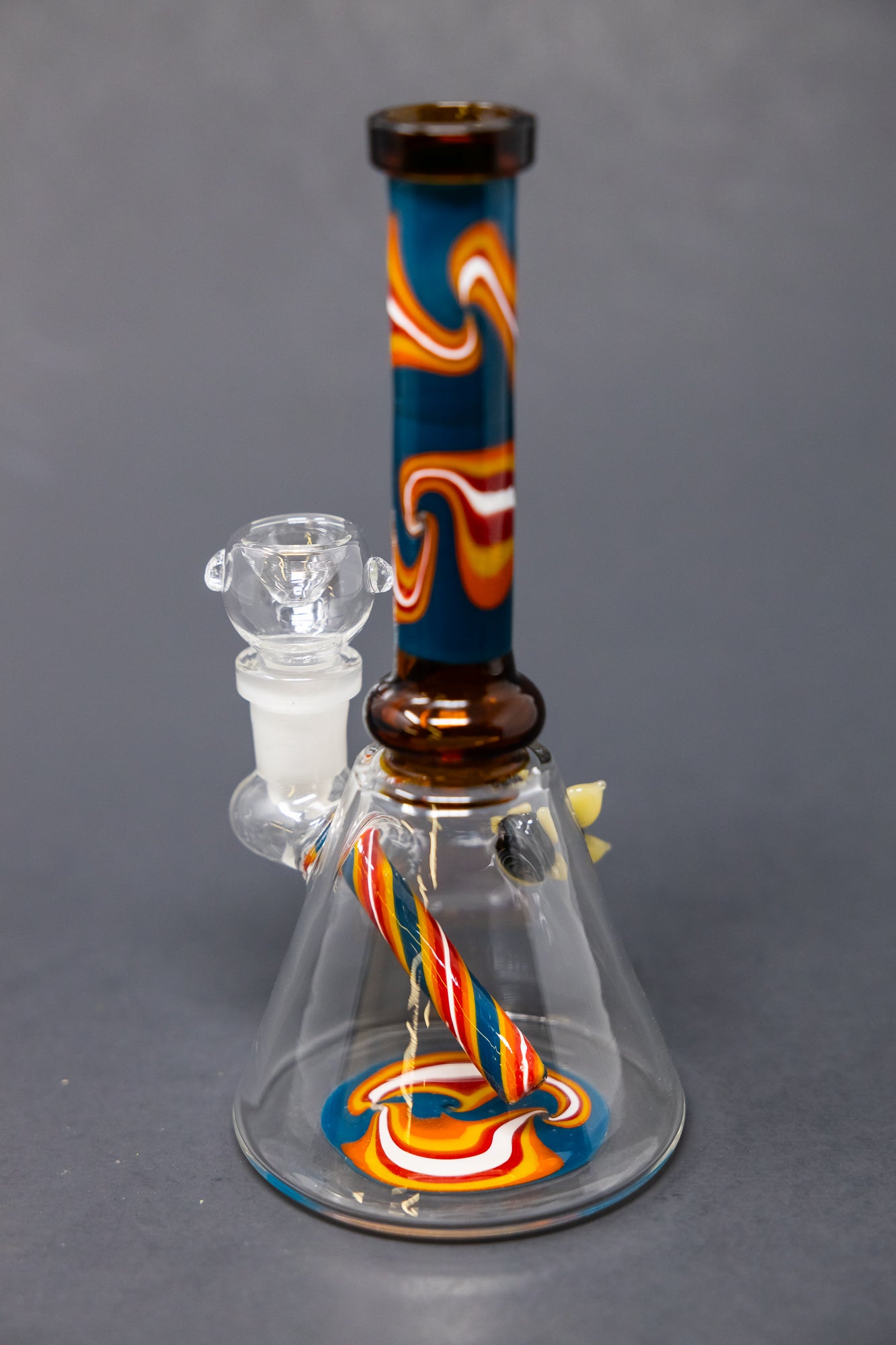 8" Amber Flower Bong