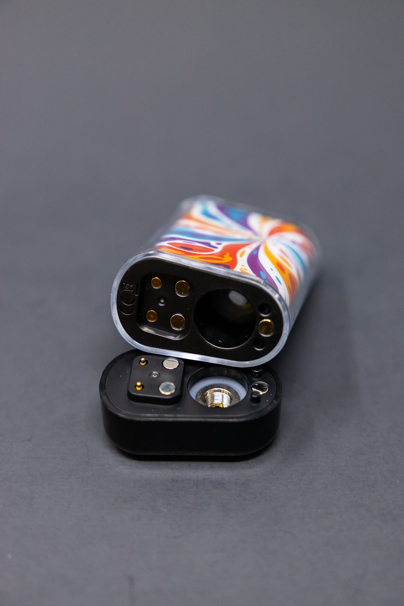 Loop 510 Thread Discreet Battery - Tie-Dye Design StonedGenie.com Loop 510 Thread Discreet Battery - Tie-Dye Design StonedGenie.com
