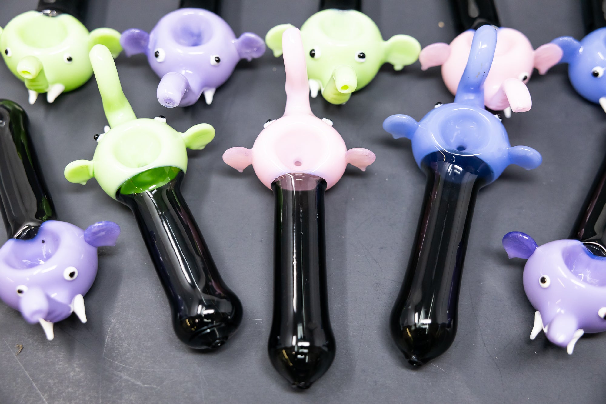5" Assorted Elephant Head Hand Pipes - 10 pc Bundle