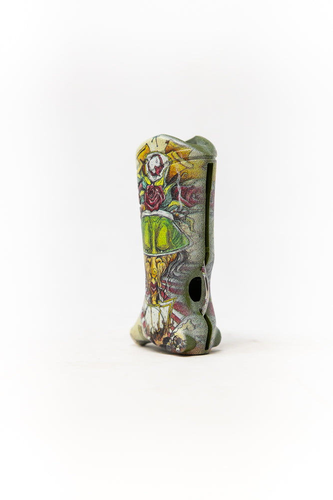 Toker Poker - Alice and Wonderland Edition Clipper