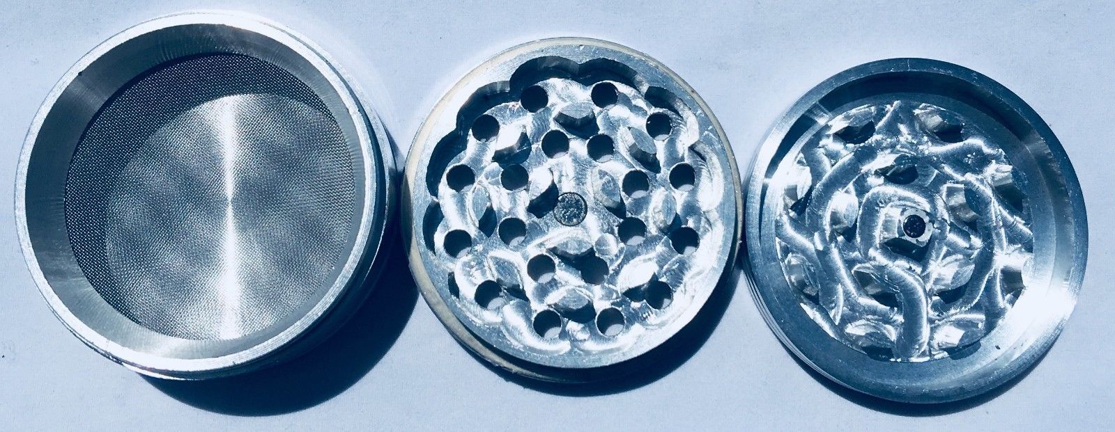 4 Piece Herb Magnetic 42 mm Silver Metal Grinder
