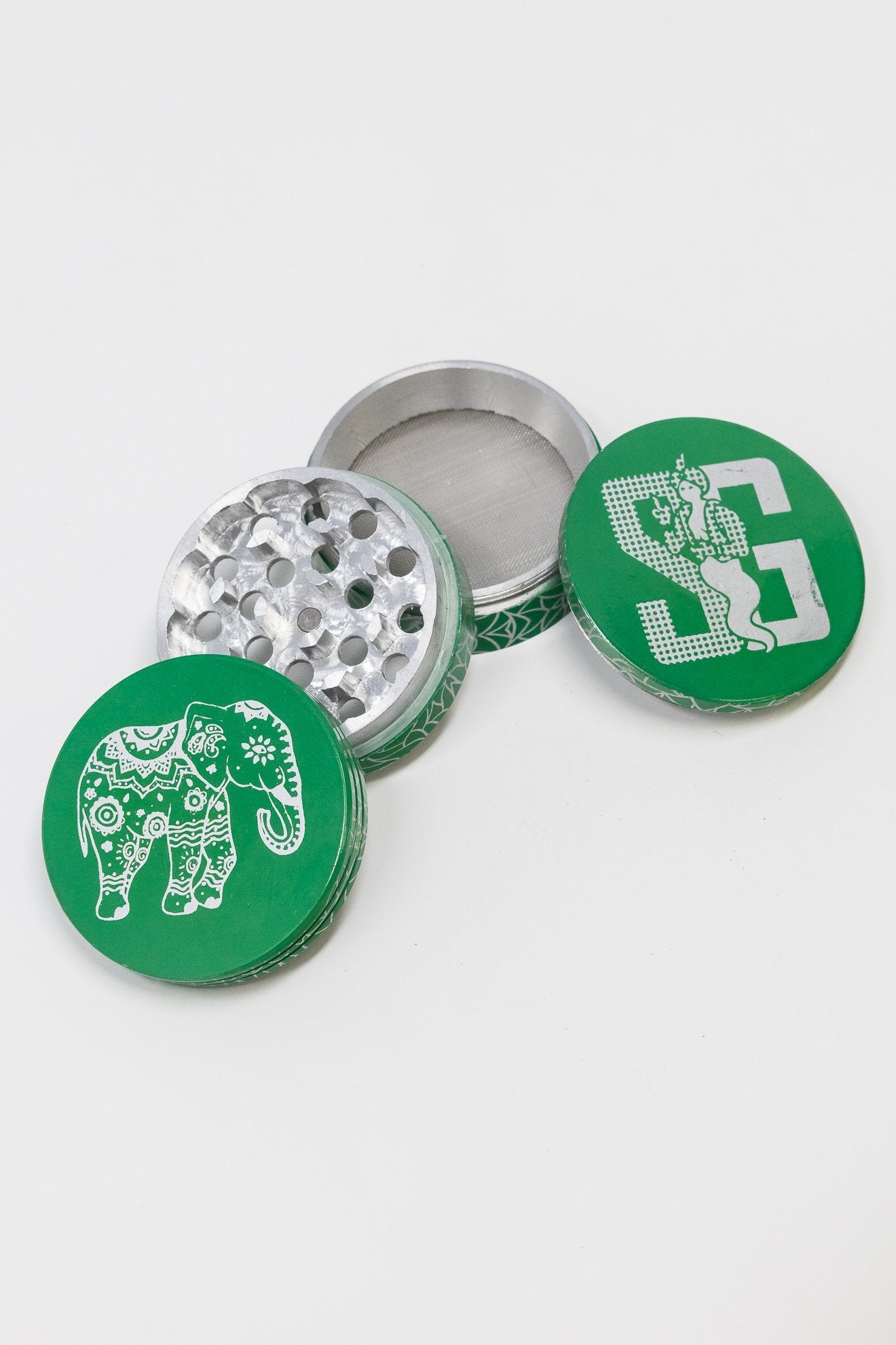 4 pc Green Magnetic Elephant Metal Grinder w/ Sharp Teeth