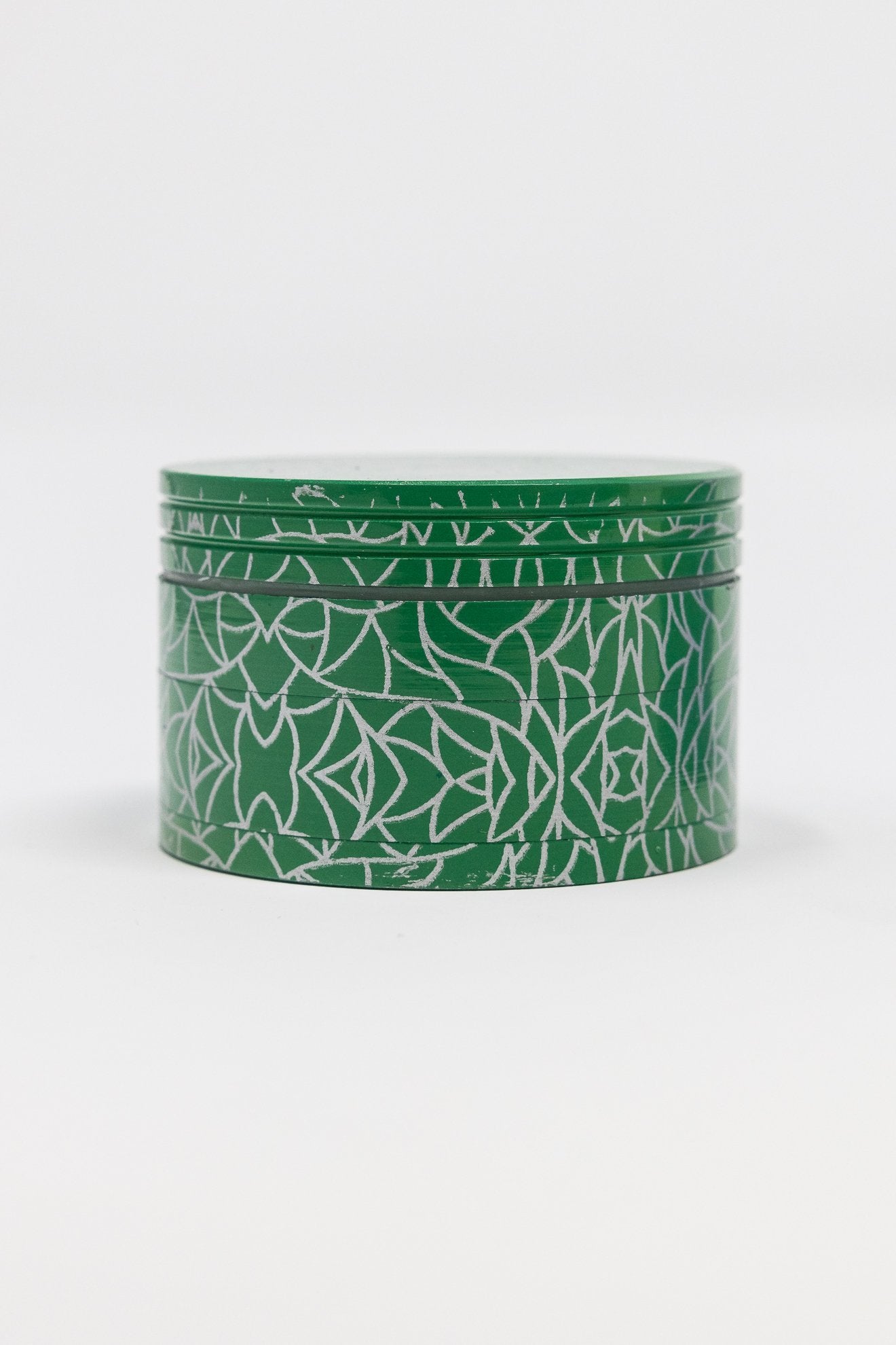 4 pc Green Magnetic Elephant Metal Grinder w/ Sharp Teeth