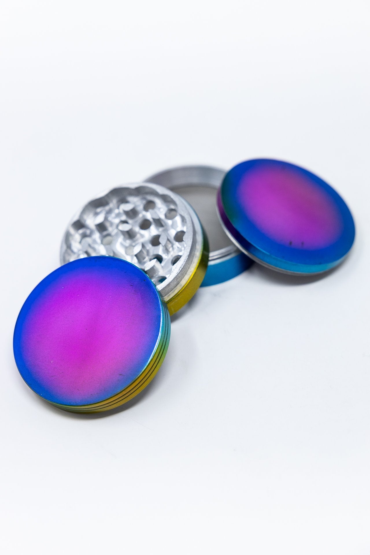 4 pc Rainbow Grinder w/ Sharp Teeth