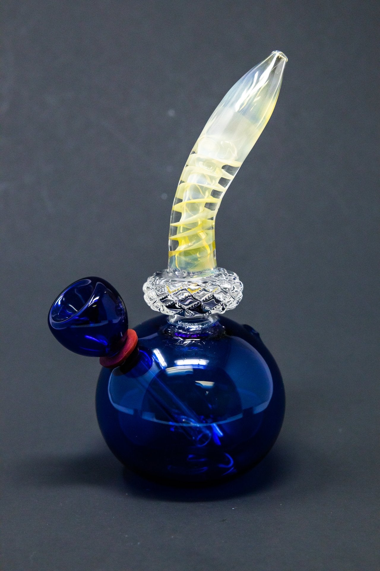 6” Diamond Neck Round Base Mini Bong w/ Carb Hole