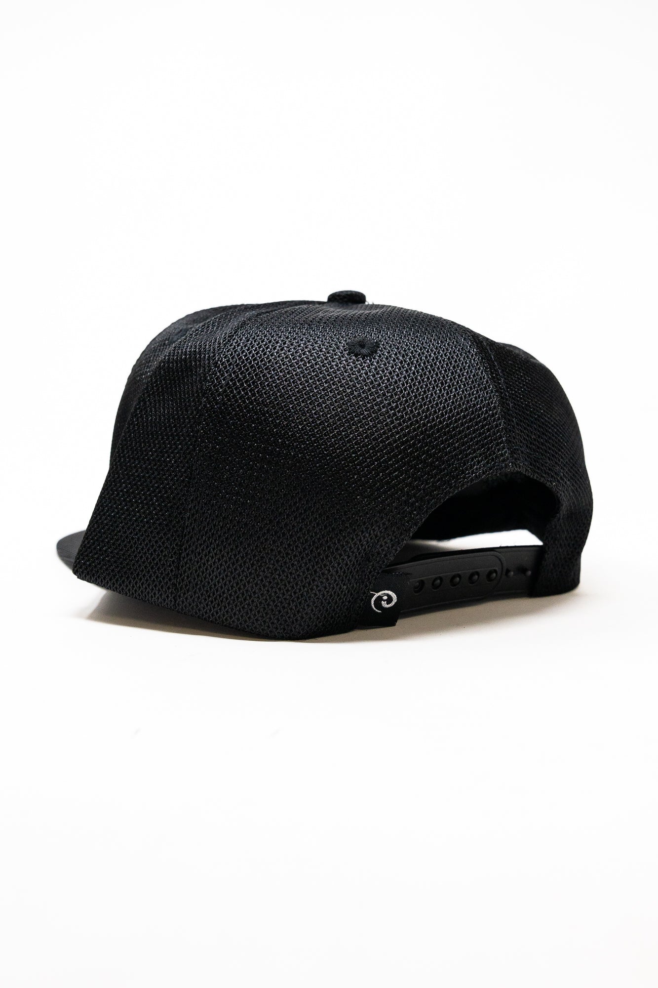 Black Snap Back Rasta Leaf Hat