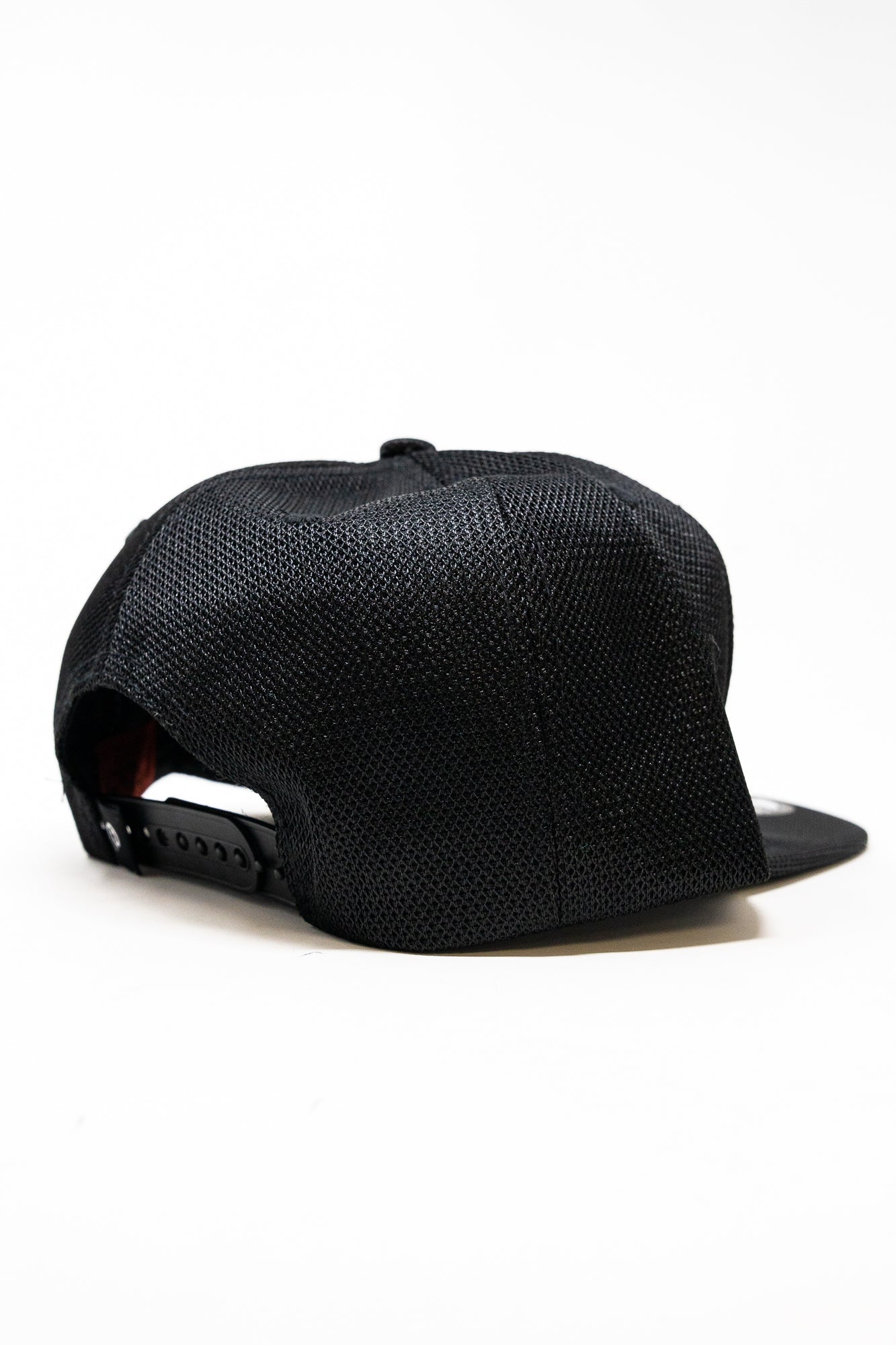 Black Snap Back Rasta Leaf Hat