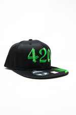 Black Snap Back 420 Leaf Hat