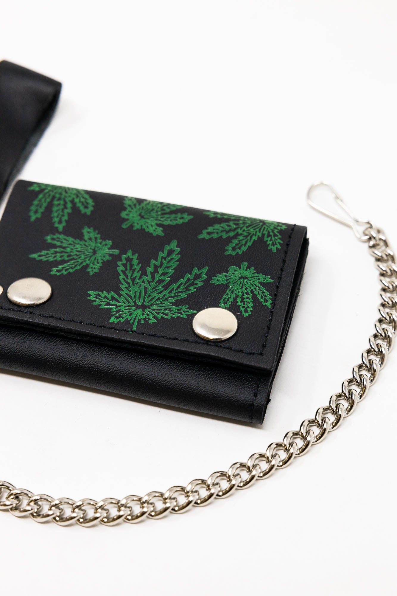 Black Leaf Chain Wallet