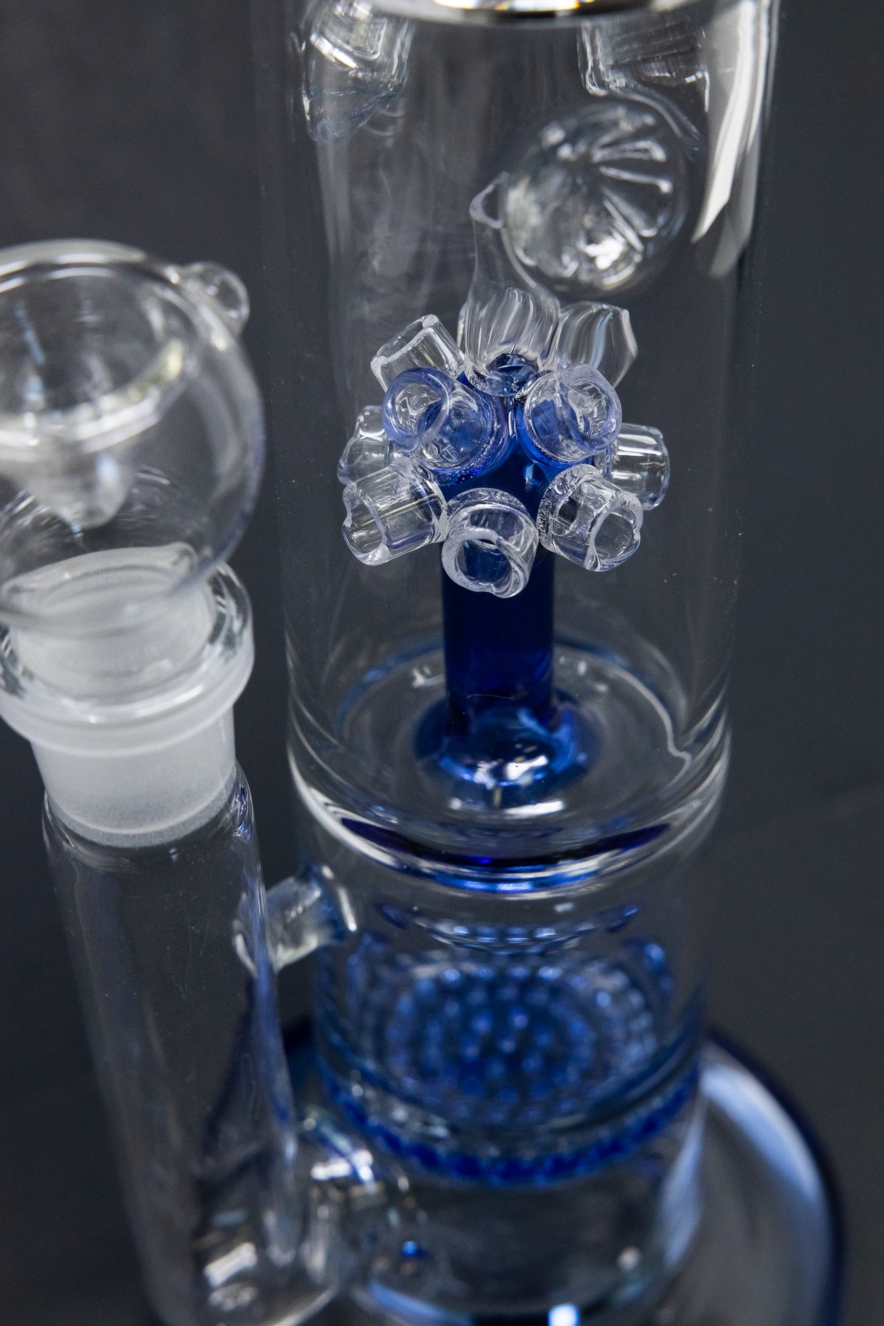 16" Corona Perk Bong w/ Ice Catcher