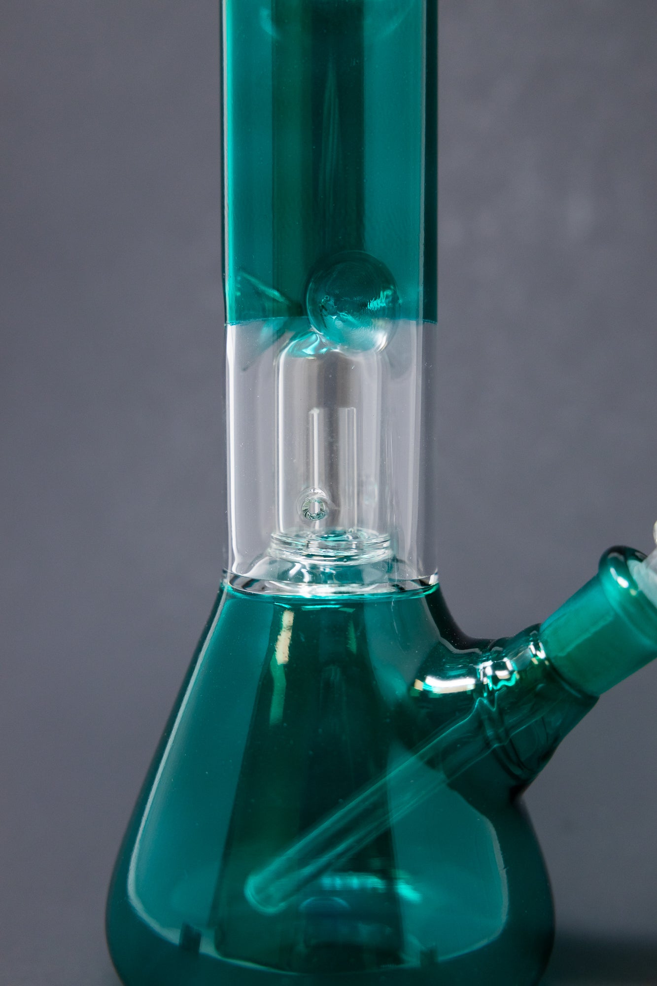 8" Aqua Single Percolator Bong
