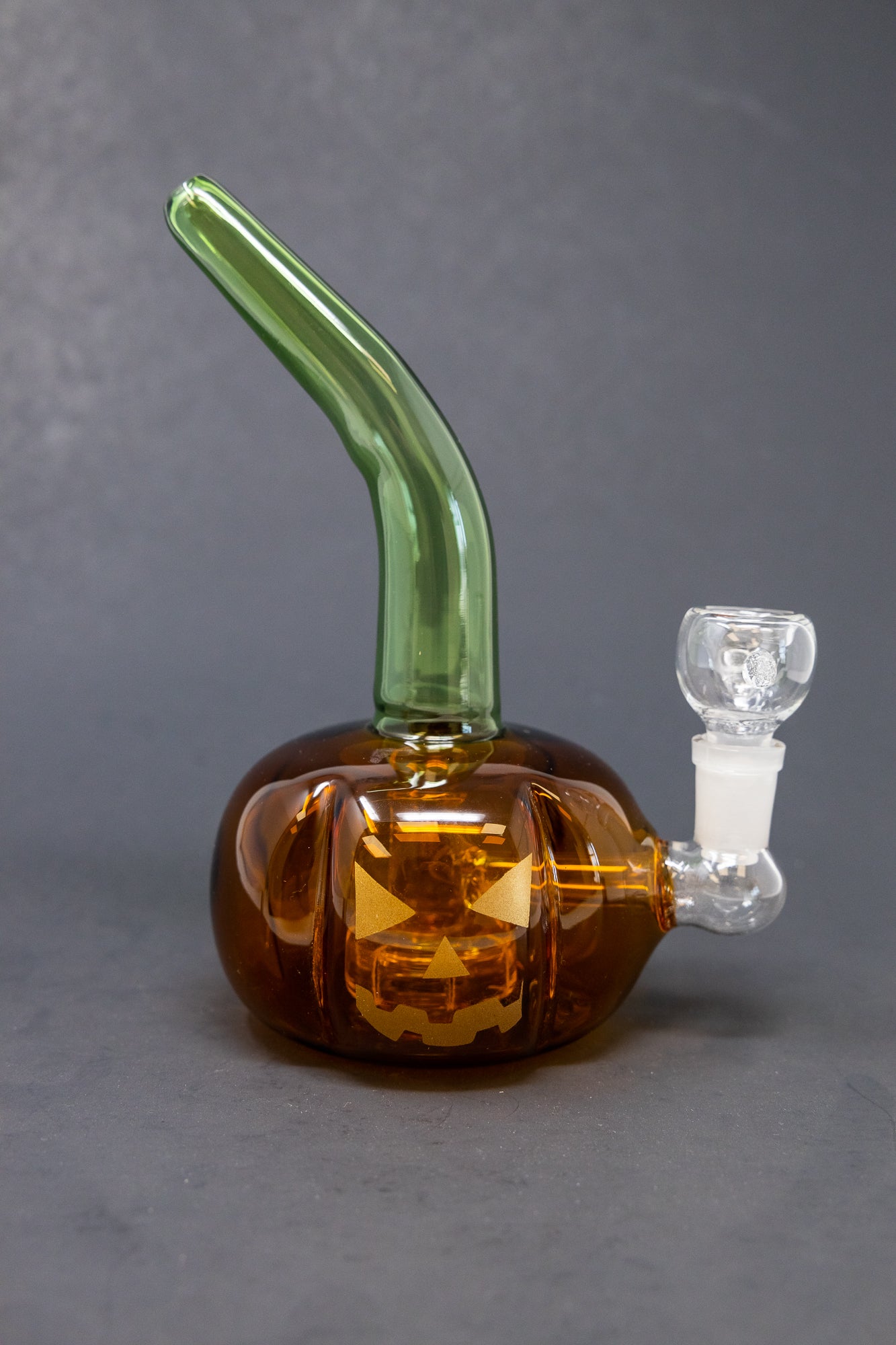 8" Pumpkin Bong