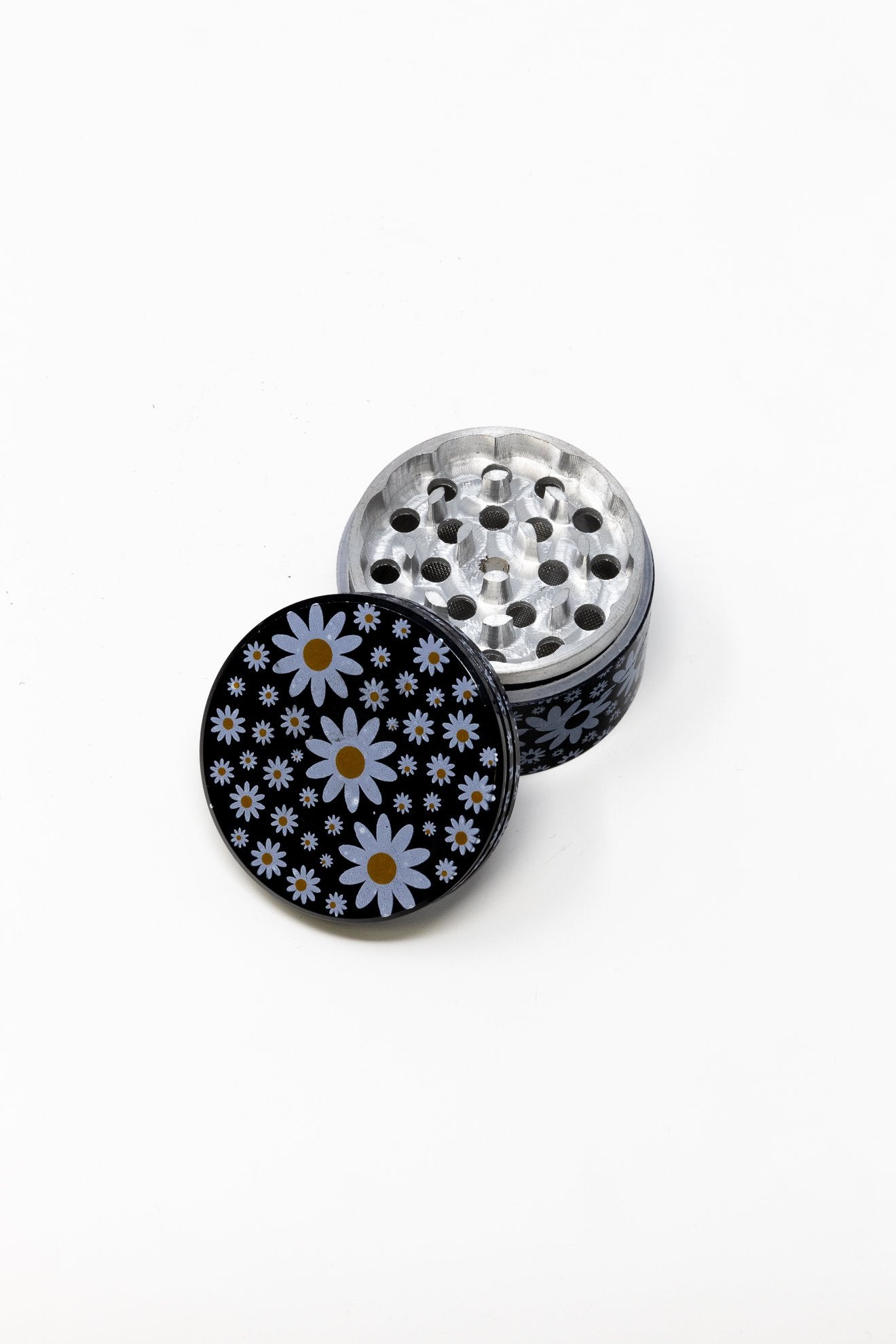 Black 4 Piece Magnetic Daisy Metal Grinder w/ Sharp Teeth StonedGenie.com Grinders