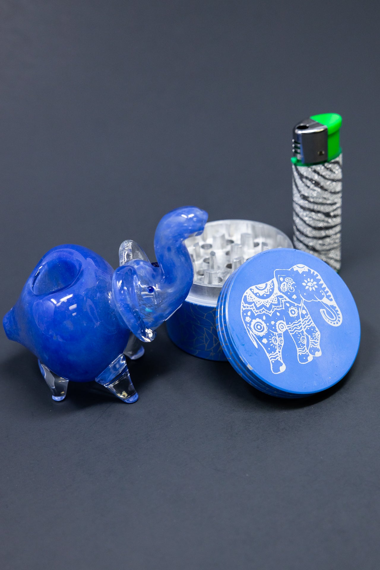 3" Blue Elephant Glass Hand Pipe w/ Lighter & Grinder