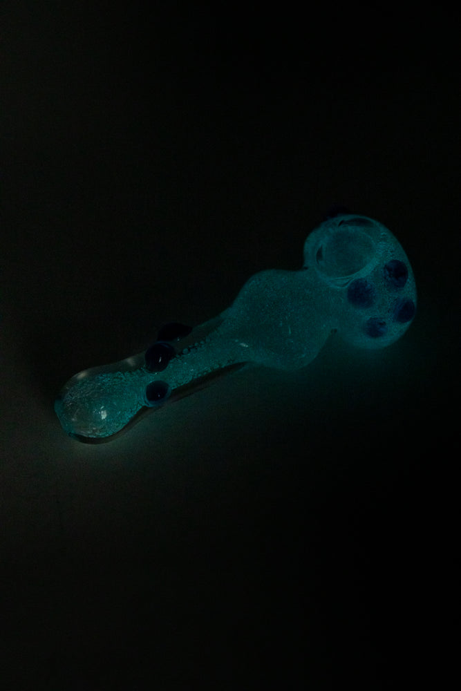 5" Glow In the Dark Smoking Hand Pipe w/ Carb Hole