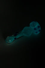 5" Glow In the Dark Smoking Hand Pipe w/ Carb Hole