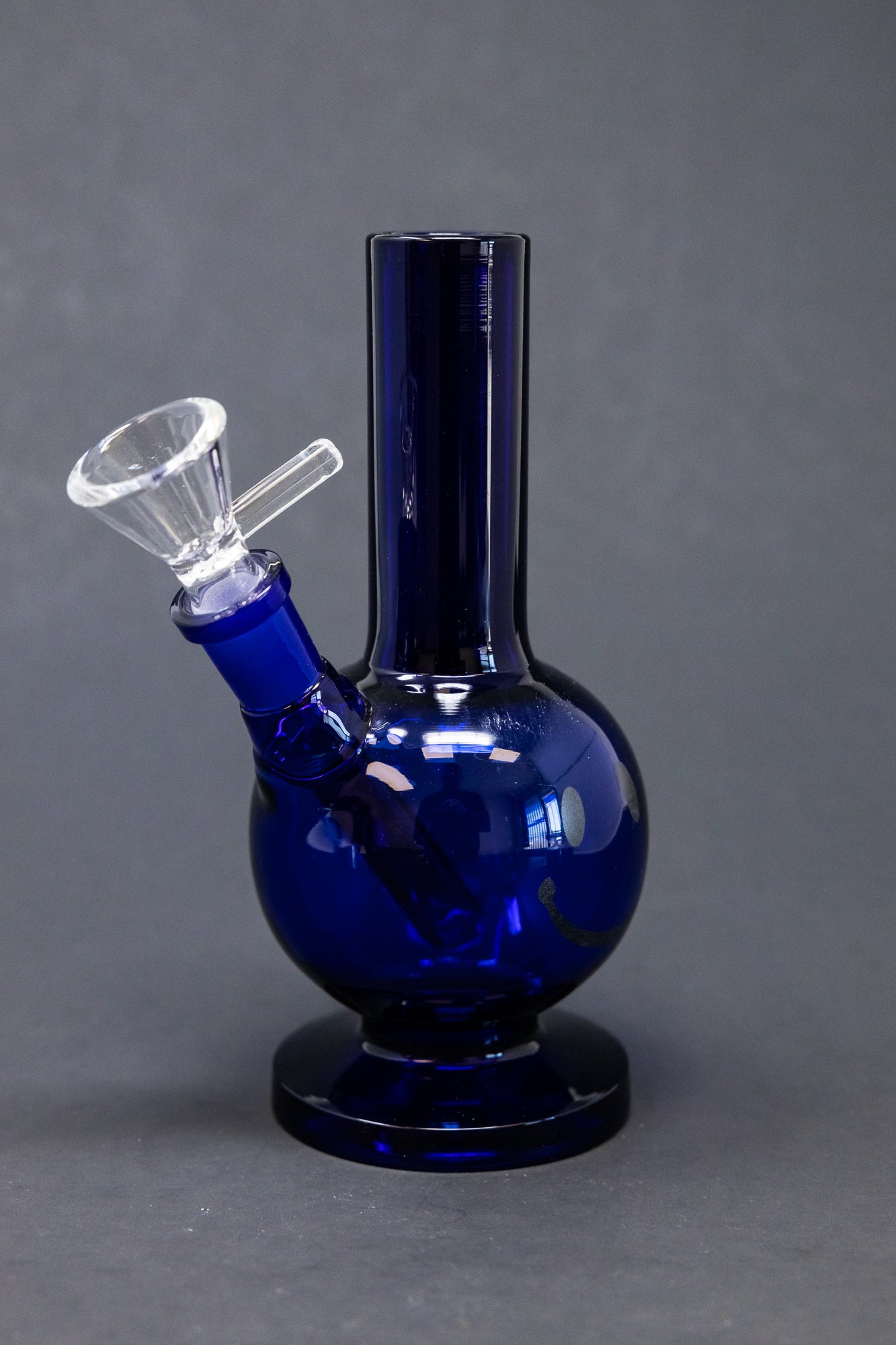 5" Blue Smiley Face Bong