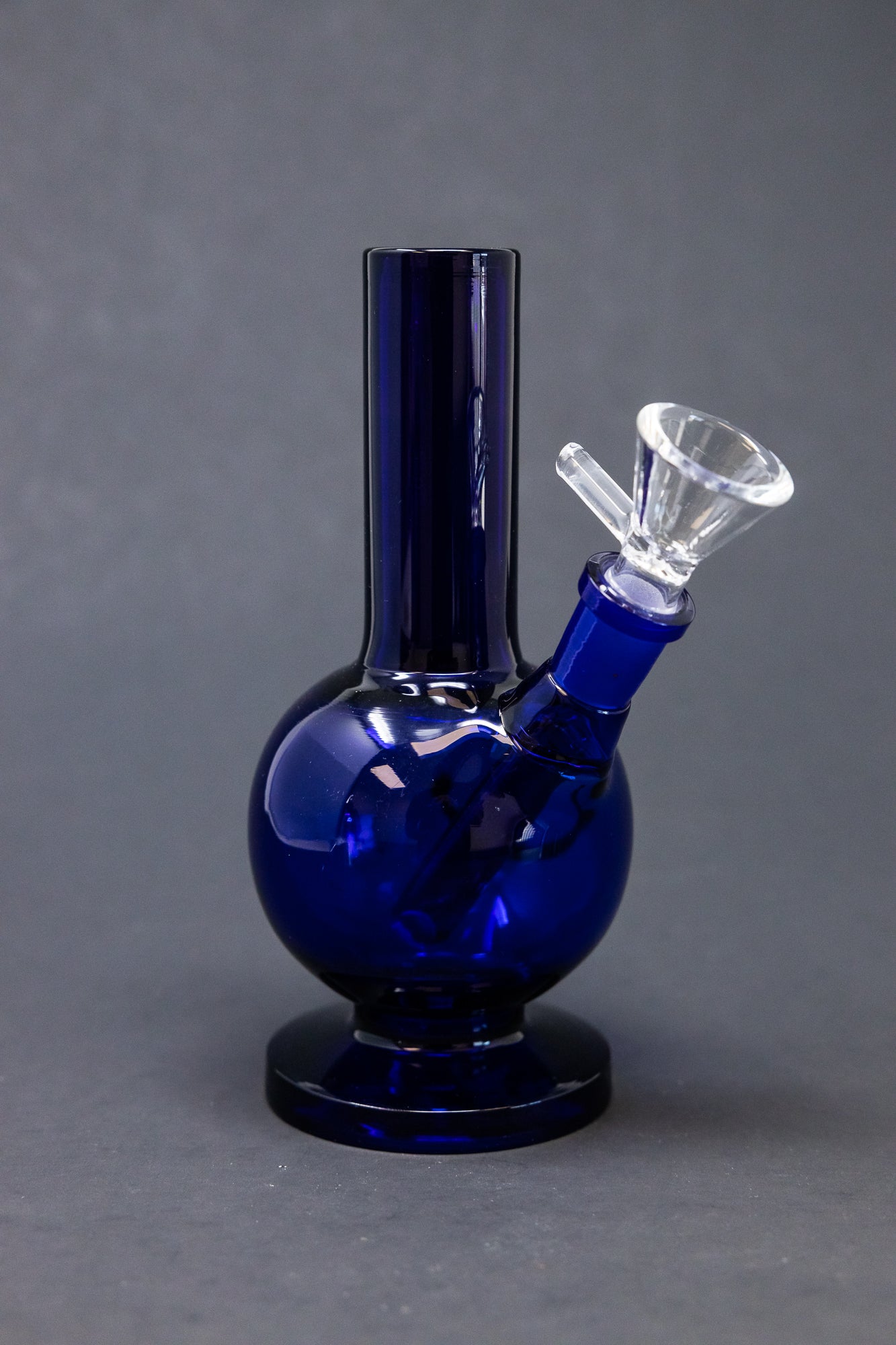 5" Blue Smiley Face Bong
