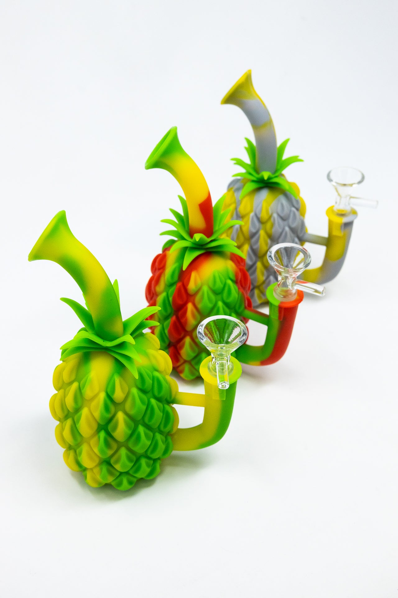 7" Pineapple Silicone Bong